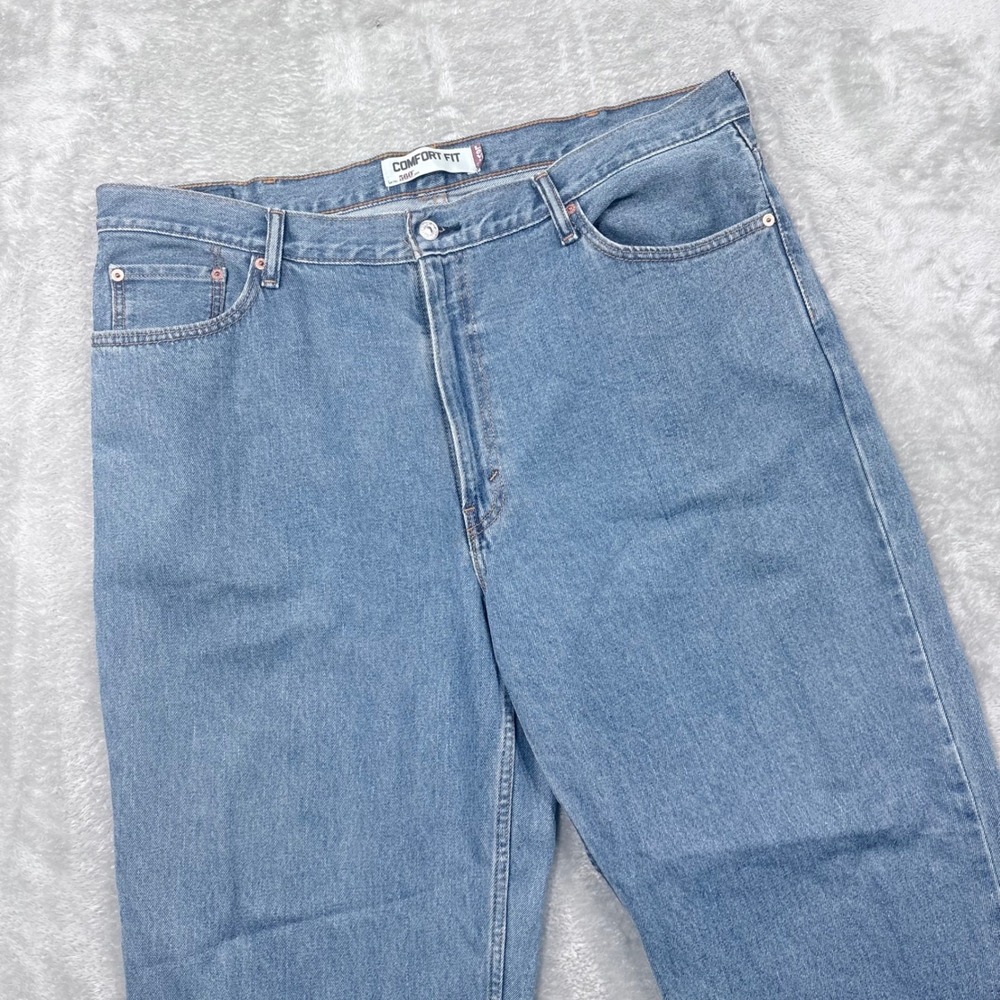 Levi's 560 Comfort Fit Jeans Mens 42x30 Blue Medium Wash Tapered Leg Denim